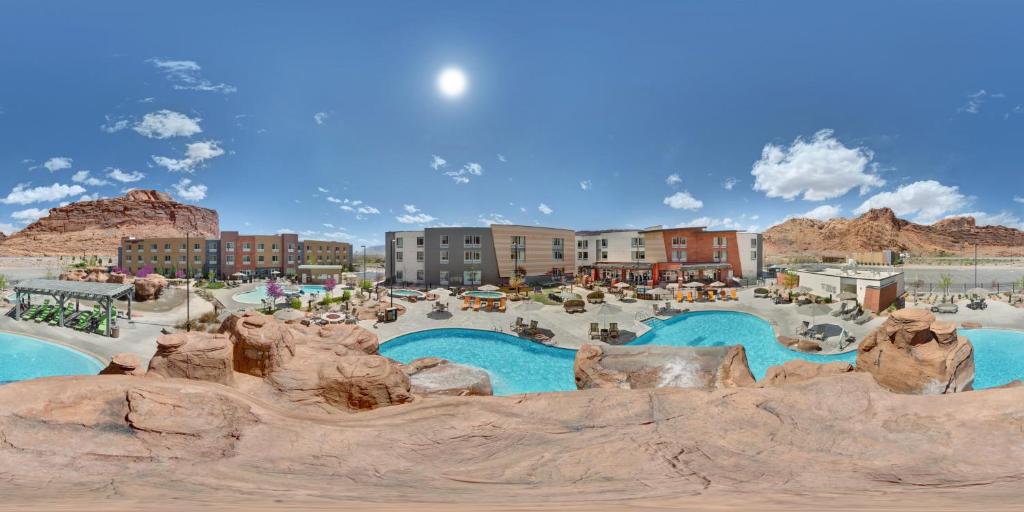 SpringHill Suites Moab Review – A Relaxing Oasis in the Desert